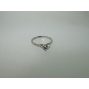 Platinum Diamond Solitaire Ring 01-01-727